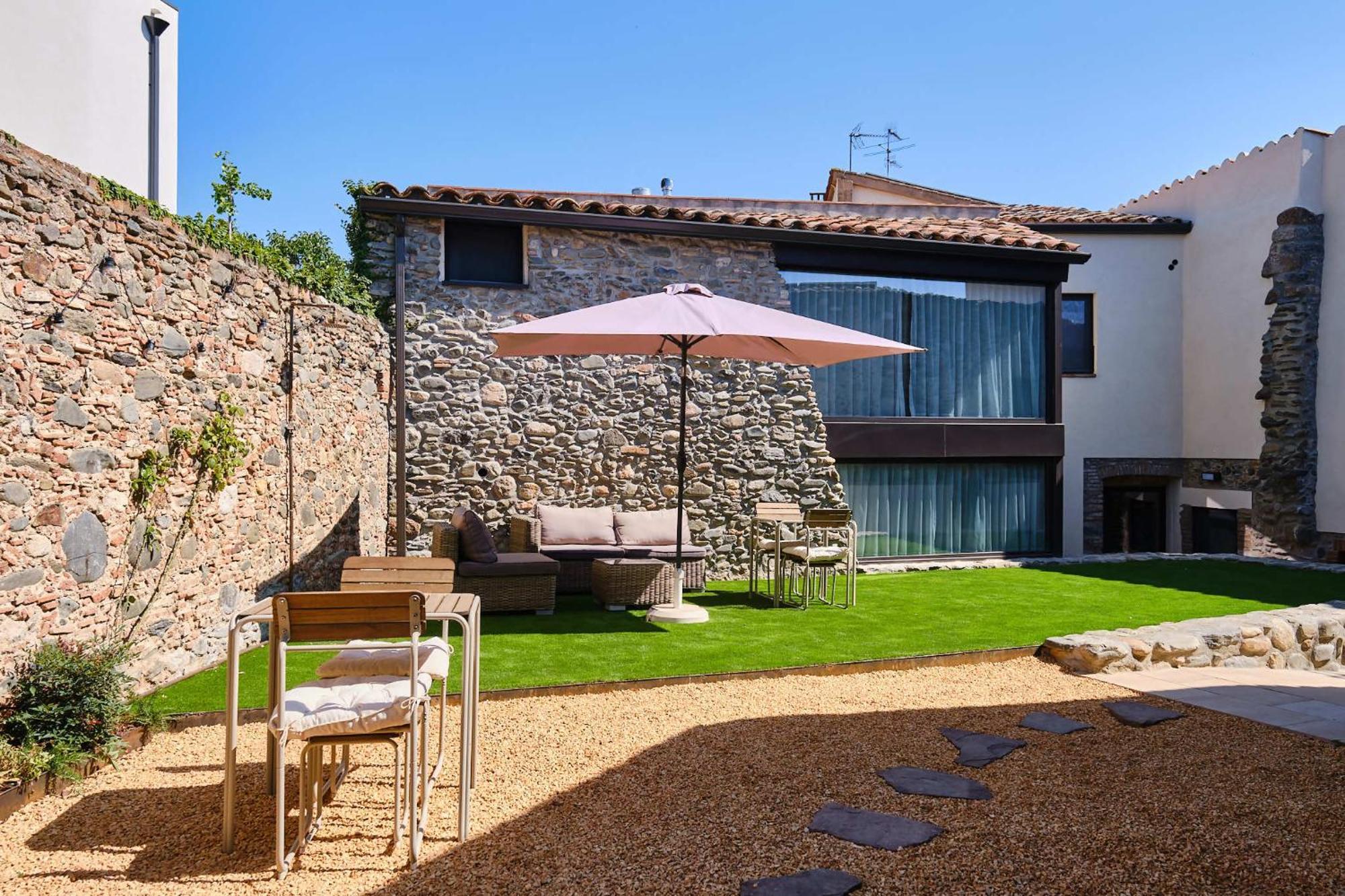 Hotel Moli Cardedeu Exterior photo
