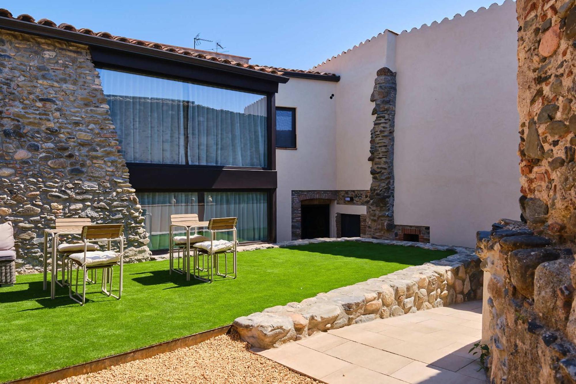 Hotel Moli Cardedeu Exterior photo